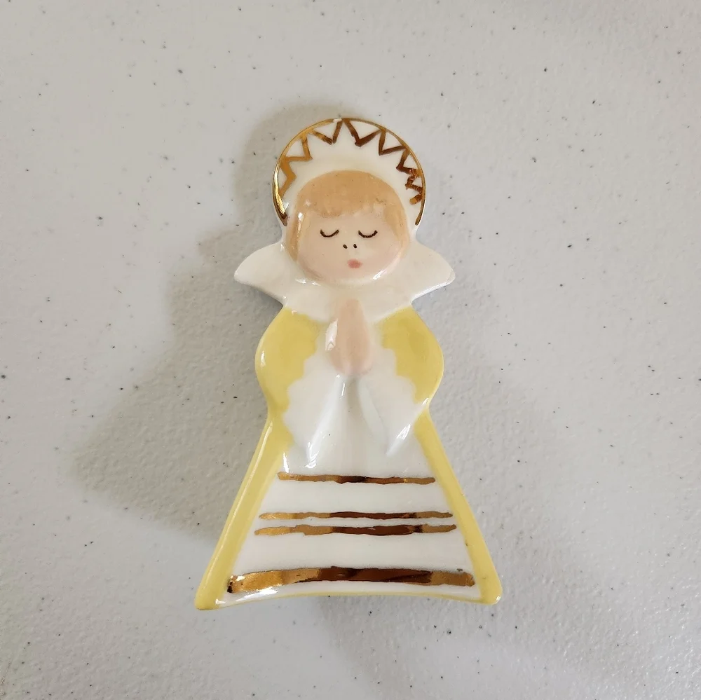 Vintage 60s MCM Kitschy Ceramic Two Christmas Caroler Girl Angel Figurines 1960s - Picture 5 of 7